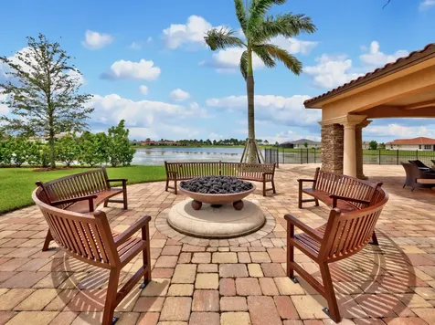 10283 Sw Silverberry Court Port Saint Lucie FL 34987