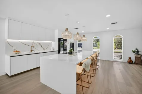 876 Nw 6th Avenue Boca Raton FL 33432