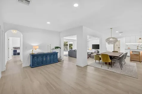 876 Nw 6th Avenue Boca Raton FL 33432