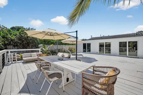 876 Nw 6th Avenue Boca Raton FL 33432