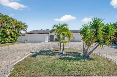 876 Nw 6th Avenue Boca Raton FL 33432