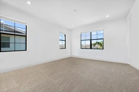 4121 Faraday Way Palm Beach Gardens FL 33418