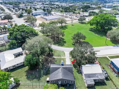 416 Deane Duff Street Clewiston FL 33440