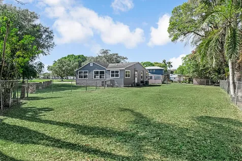416 Deane Duff Street Clewiston FL 33440