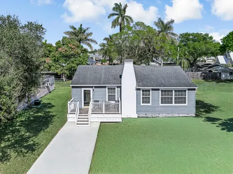 416 Deane Duff Street Clewiston FL 33440