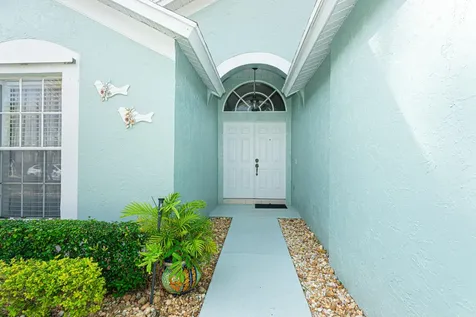 316 Hammocks Trail Greenacres FL 33413