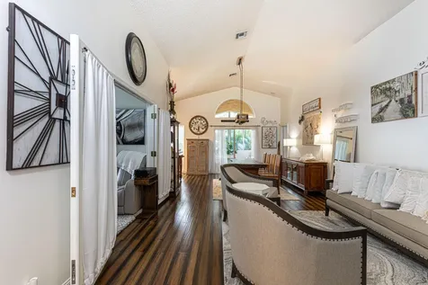 316 Hammocks Trail Greenacres FL 33413