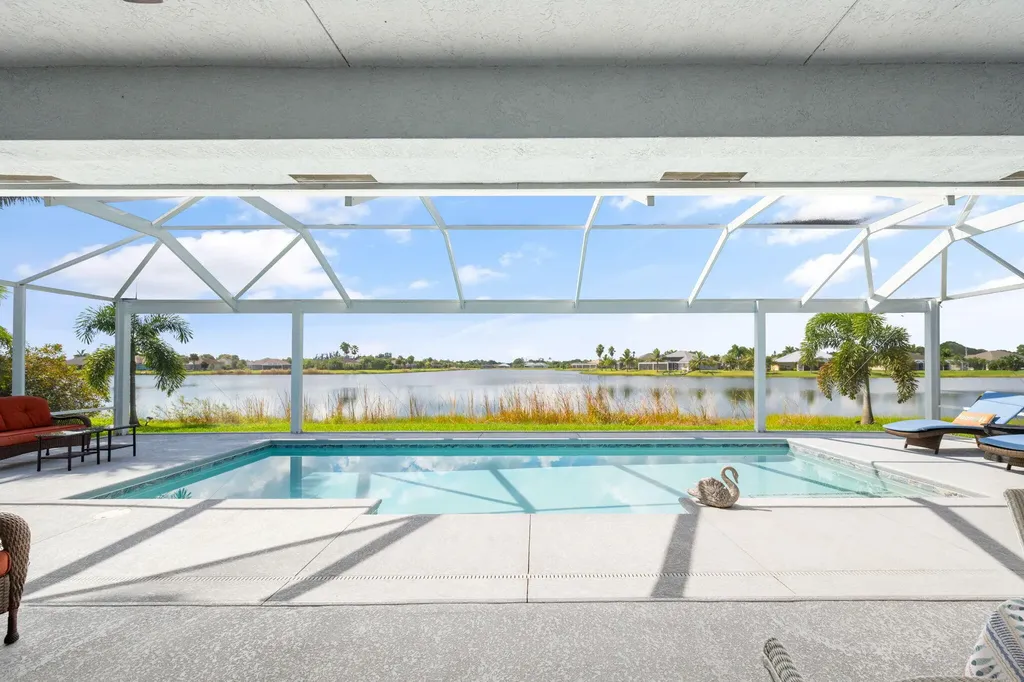 933 Yearling Trail Sebastian FL 32958