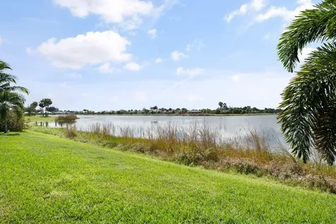 933 Yearling Trail Sebastian FL 32958