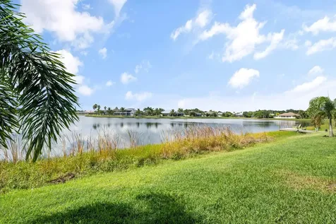 933 Yearling Trail Sebastian FL 32958