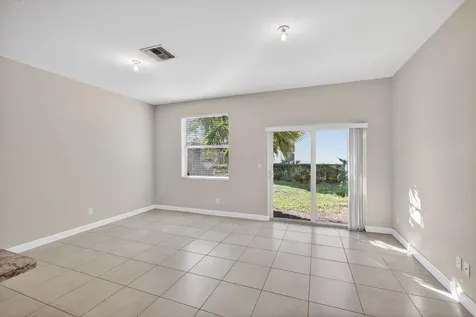 5342 Ellery Terrace West Palm Beach FL 33417