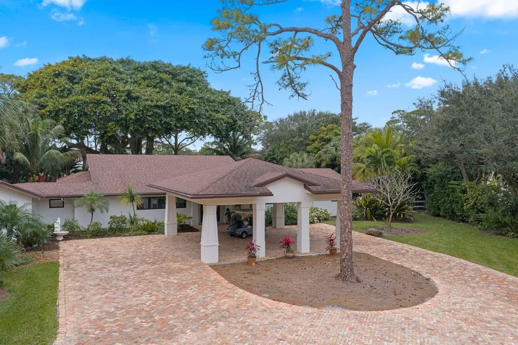 4579 Square Lake Drive Palm Beach Gardens FL 33418