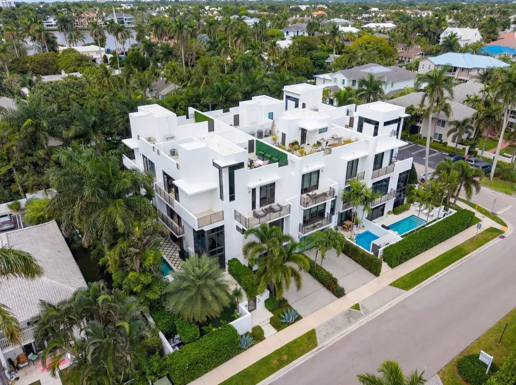 152 Andrews Avenue Delray Beach FL 33483