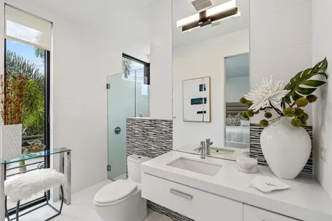 152 Andrews Avenue Delray Beach FL 33483