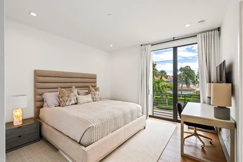 152 Andrews Avenue Delray Beach FL 33483