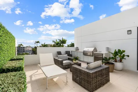 152 Andrews Avenue Delray Beach FL 33483