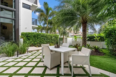 152 Andrews Avenue Delray Beach FL 33483