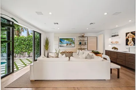 152 Andrews Avenue Delray Beach FL 33483