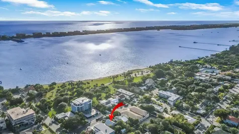 209 S Lakeside Drive Lake Worth Beach FL 33460