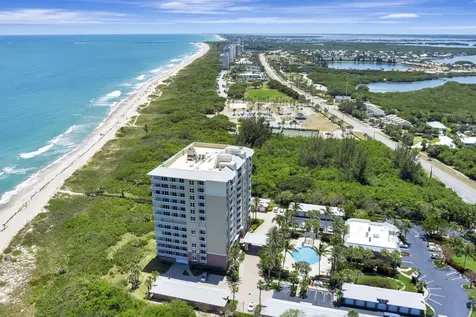 3702 N Highway A1a Hutchinson Island FL 34949