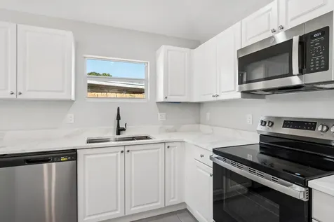 5232 Se 55th Terrace Stuart FL 34997