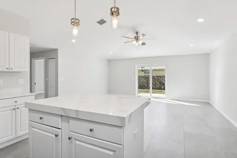 5232 Se 55th Terrace Stuart FL 34997