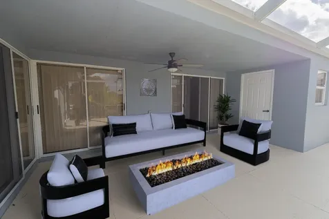 1246 Nw Sun Terrace Circle Port Saint Lucie FL 34986