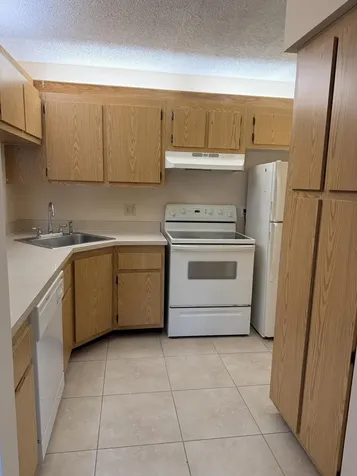 812 Sky Pine Way Greenacres FL 33415