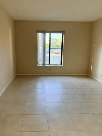 812 Sky Pine Way Greenacres FL 33415
