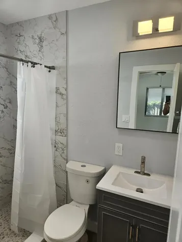 424 Putnam Road West Palm Beach FL 33405