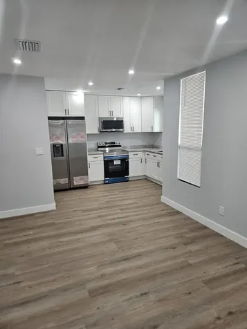 424 Putnam Road West Palm Beach FL 33405