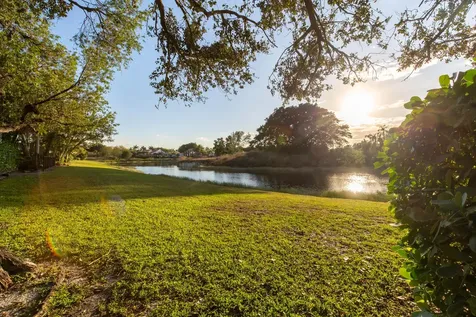 2451 Windsor Way Court Wellington FL 33414