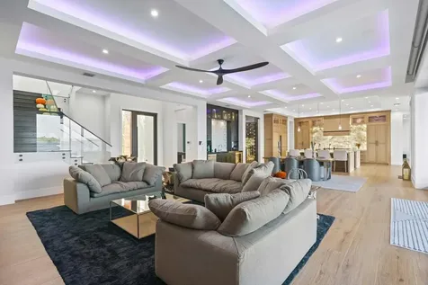 712 Lakeside Circle North Palm Beach FL 33408