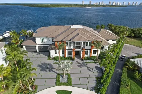 712 Lakeside Circle North Palm Beach FL 33408