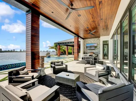 712 Lakeside Circle North Palm Beach FL 33408