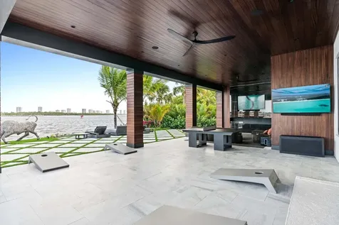 712 Lakeside Circle North Palm Beach FL 33408