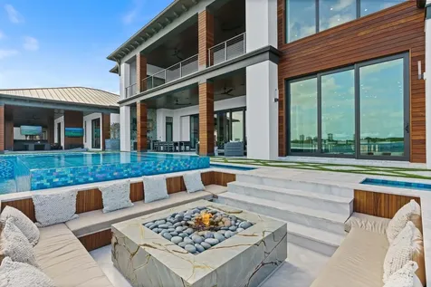 712 Lakeside Circle North Palm Beach FL 33408