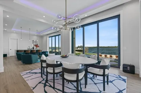 712 Lakeside Circle North Palm Beach FL 33408