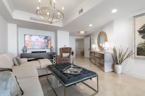 19 Avenue De La Mer Palm Coast FL 32137