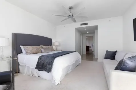 19 Avenue De La Mer Palm Coast FL 32137