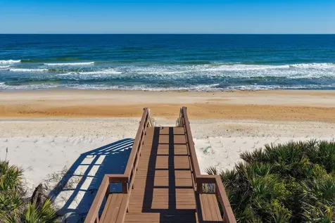 19 Avenue De La Mer Palm Coast FL 32137