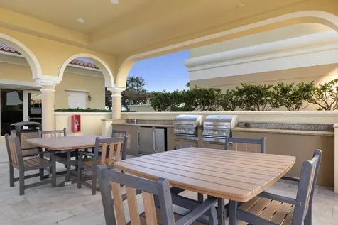 19 Avenue De La Mer Palm Coast FL 32137