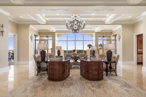 19 Avenue De La Mer Palm Coast FL 32137