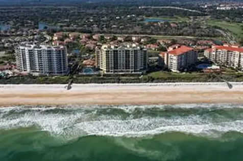 19 Avenue De La Mer Palm Coast FL 32137