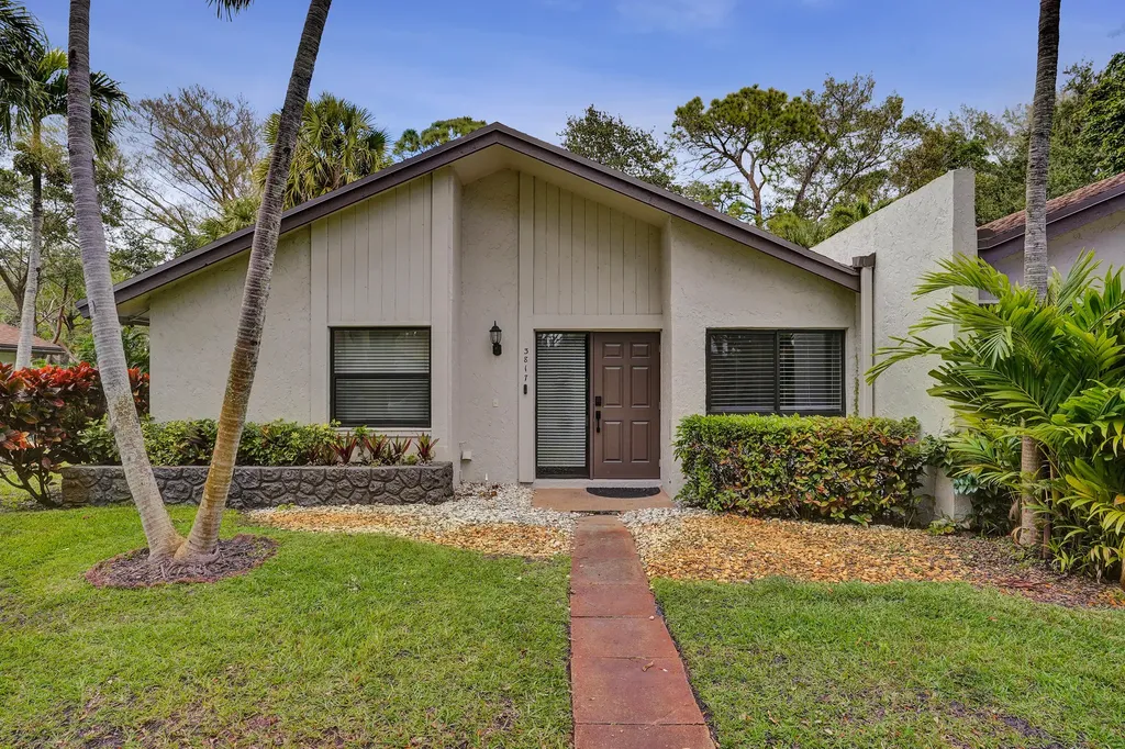 3817 Arelia Drive Delray Beach FL 33445