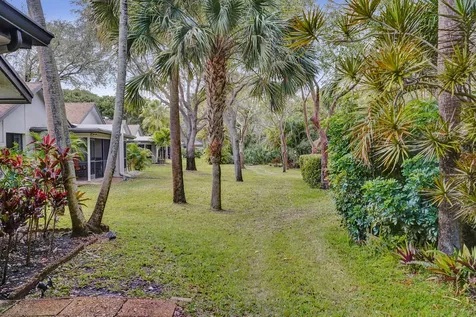 3817 Arelia Drive Delray Beach FL 33445