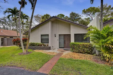 3817 Arelia Drive Delray Beach FL 33445