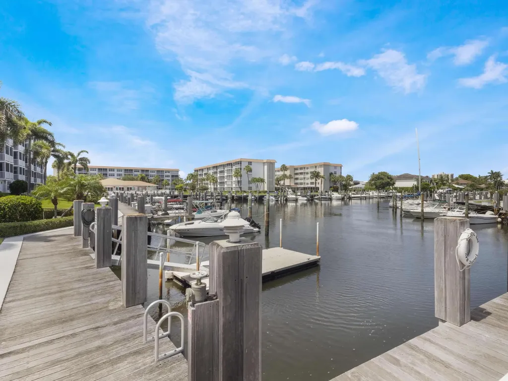 911 Gardenia Drive Delray Beach FL 33483