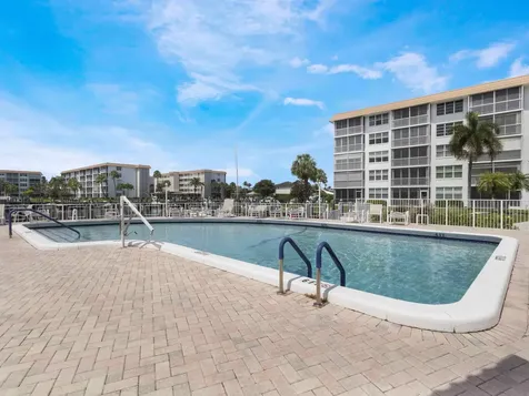 911 Gardenia Drive Delray Beach FL 33483