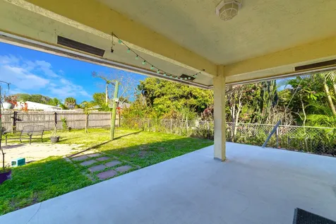 6923 S 1st Street Jupiter FL 33458